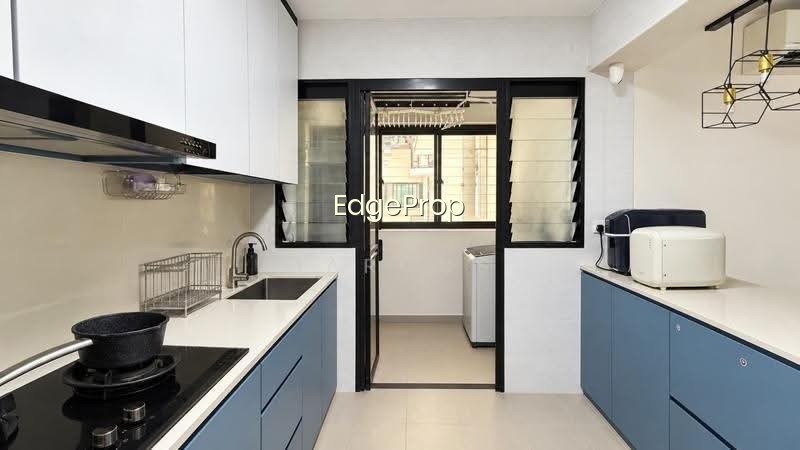 402A FERNVALE LANE photo 4