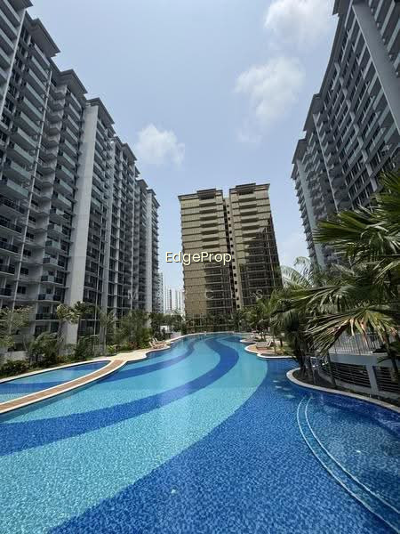 GRAND DUNMAN image 1 of 10