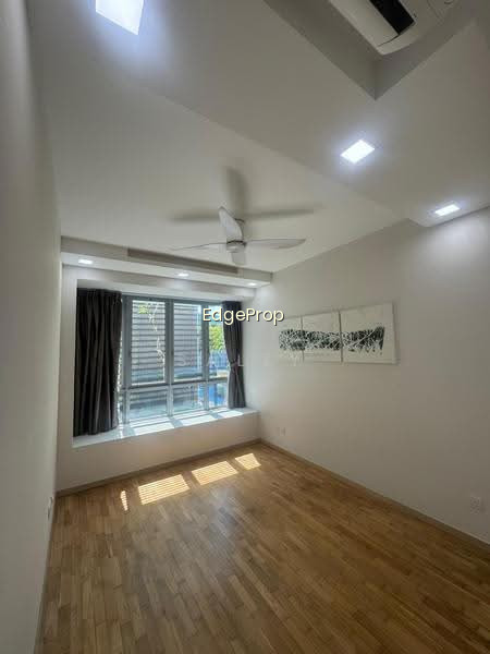 FERRARIA PARK CONDO photo 4