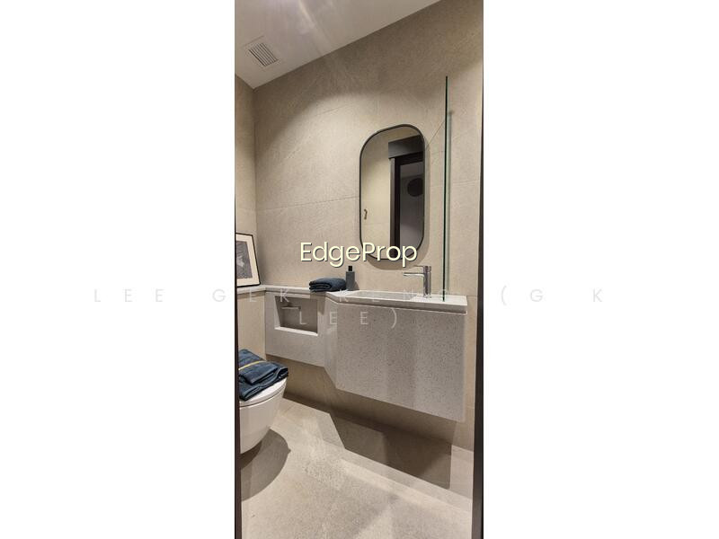 SPRINGLEAF RESIDENCE photo 5