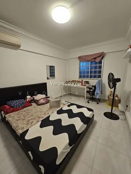 248 Jurong East Street 24 image 1 of 10