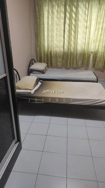 812 JURONG WEST STREET 81 image 1 of 7