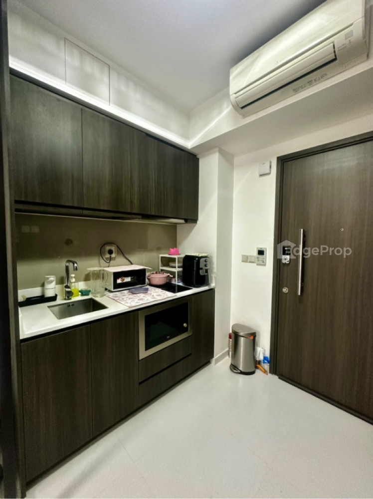 NORTH PARK RESIDENCES photo 3