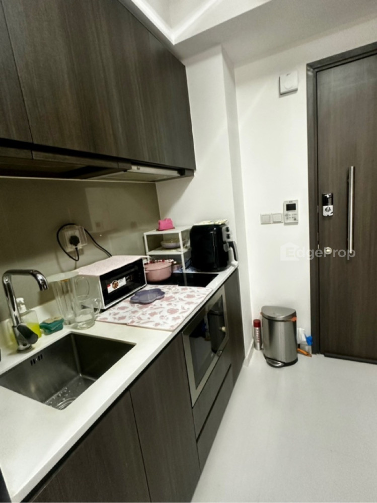 NORTH PARK RESIDENCES photo 4