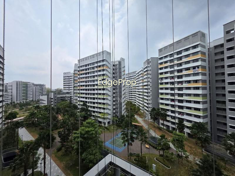 625A TAMPINES STREET 61 image 1 of 10