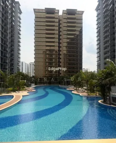 Grand Dunman image 1 of 10