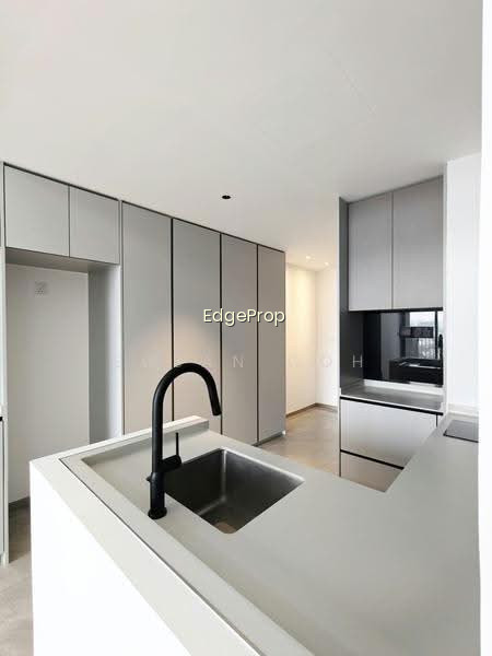 THE GARDEN RESIDENCES photo 3
