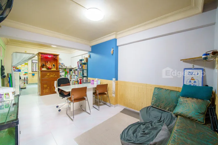 211 Boon Lay Place image 1 of 8