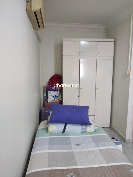 842G TAMPINES STREET 82 image 1 of 10