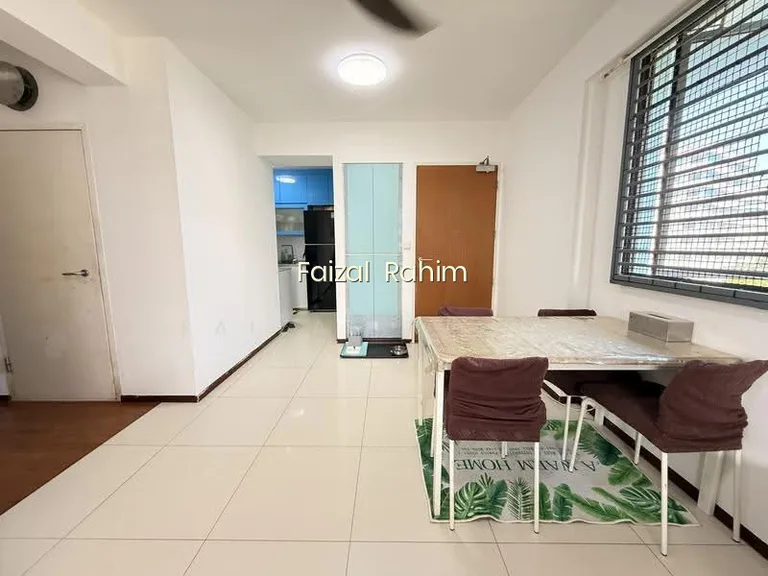 310C Punggol Walk image 1 of 7