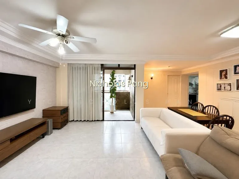 962 Hougang Avenue 9 image 1 of 10