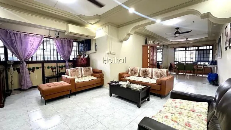 604 Senja Road image 1 of 7