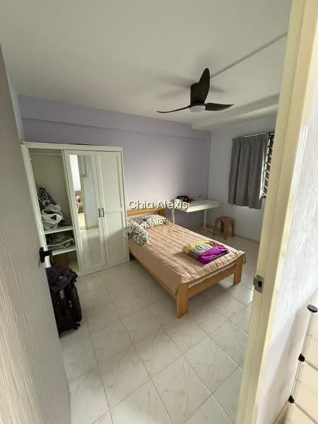 642 HOUGANG AVENUE 8 image 1 of 7