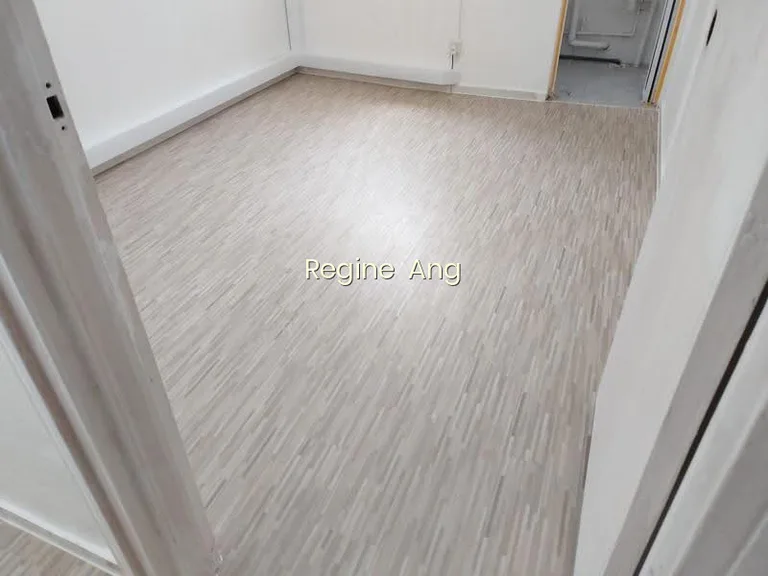 821 Tampines Street 81 image 1 of 8