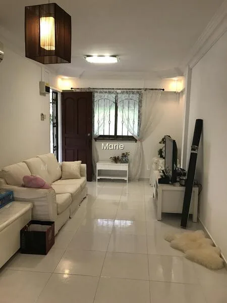 308 Hougang Avenue 5 image 1 of 10