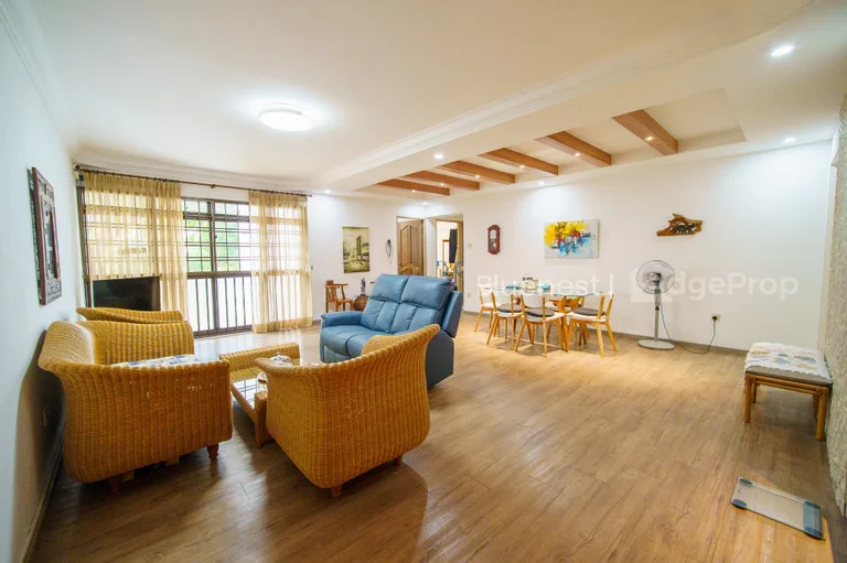319B Anchorvale Drive image 1 of 10