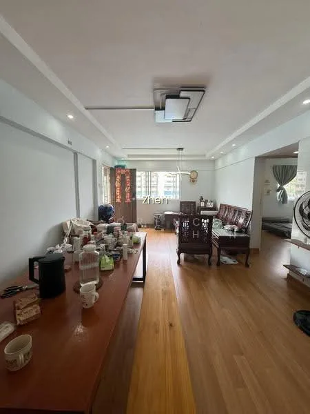 585 Ang Mo Kio Avenue 3 image 1 of 10