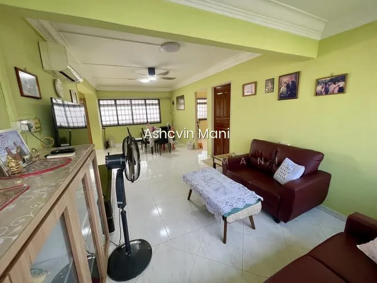 832 Jurong West Street 81 image 1 of 10