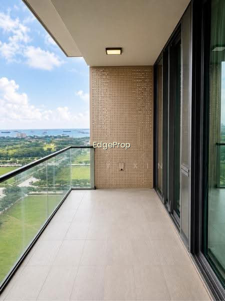 MARINA ONE RESIDENCES image 1 of 10