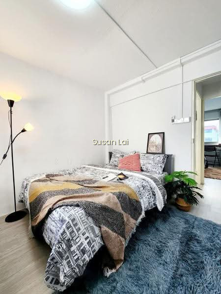 102 SPOTTISWOODE PARK ROAD image 1 of 10