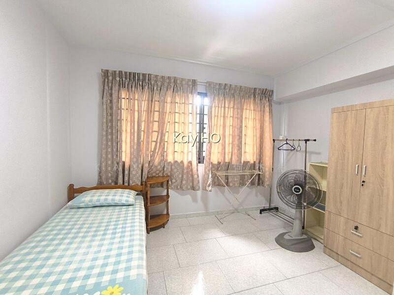 932 YISHUN CENTRAL 1 image 1 of 9