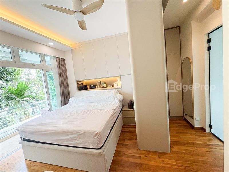 TAIPAN GRAND image 1 of 9