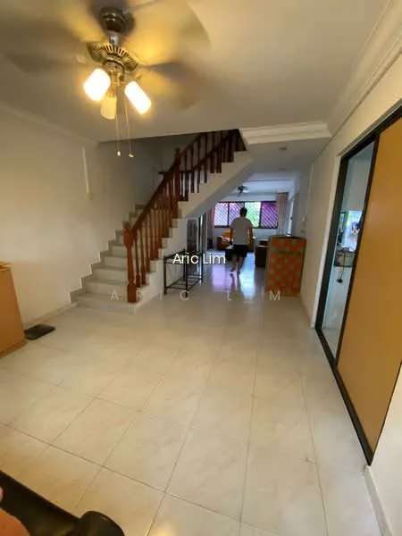 135 Cashew Road image 1 of 10