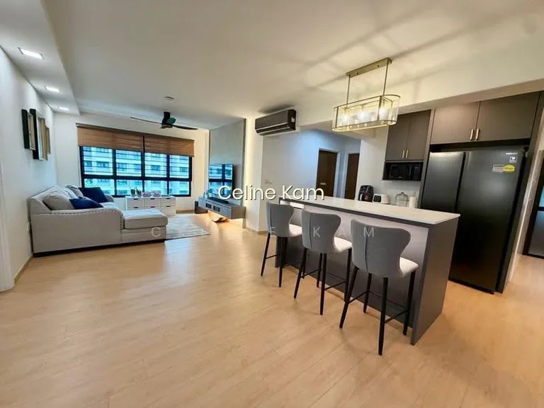 420C Northshore Drive image 1 of 10
