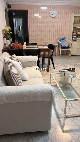 528 JURONG WEST STREET 52 image 1 of 8