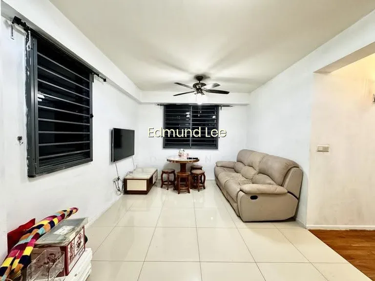 308B Punggol Walk image 1 of 9