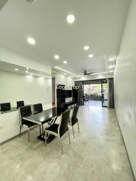 Stratum image 1 of 10