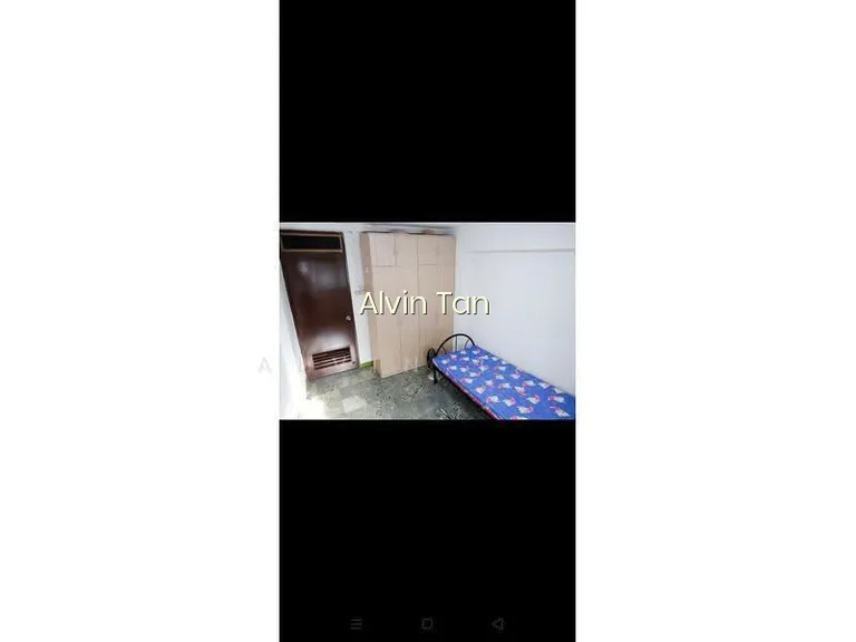 680 Hougang Avenue 8 image 1 of 10
