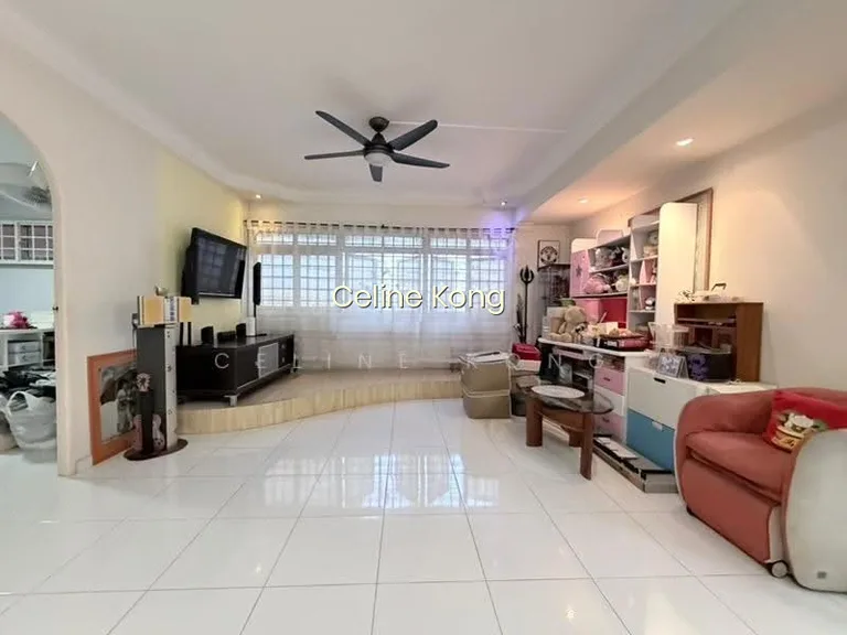190 Pasir Ris Street 12 image 1 of 9