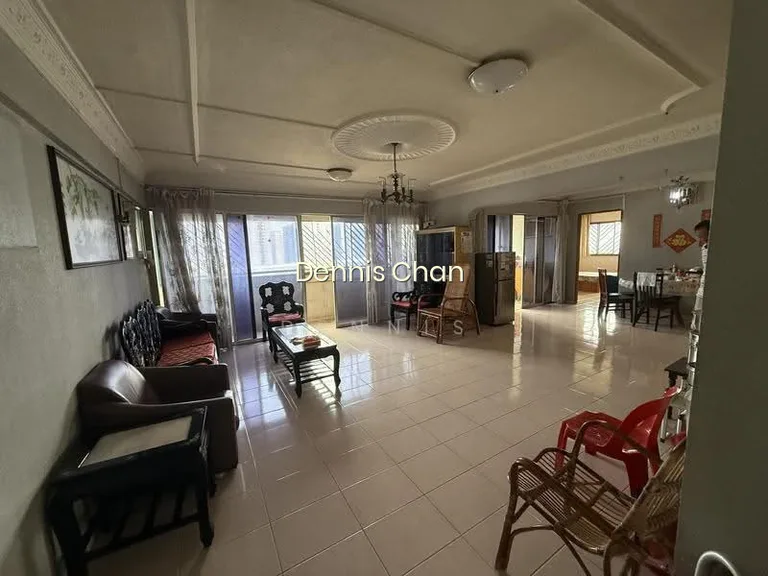 170 Bukit Batok West Avenue 8 image 1 of 9