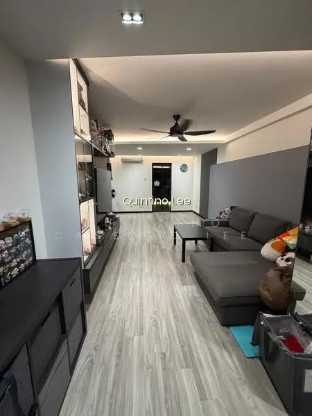 436 Tampines Street 43 image 1 of 9