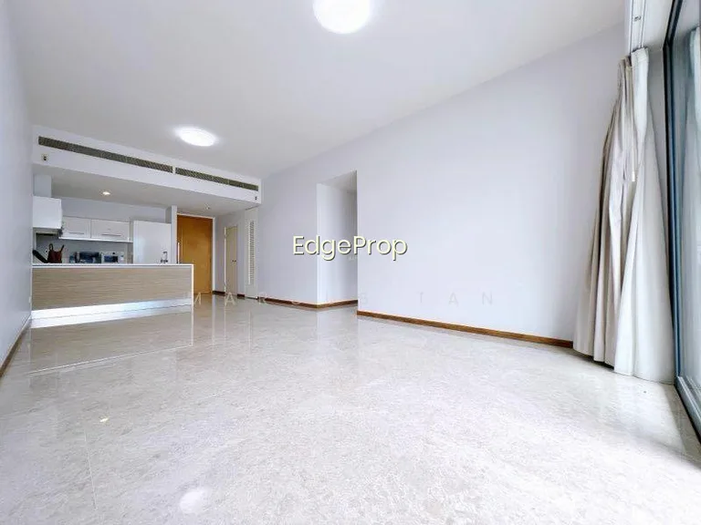 Marina Bay Residences image 1 of 10