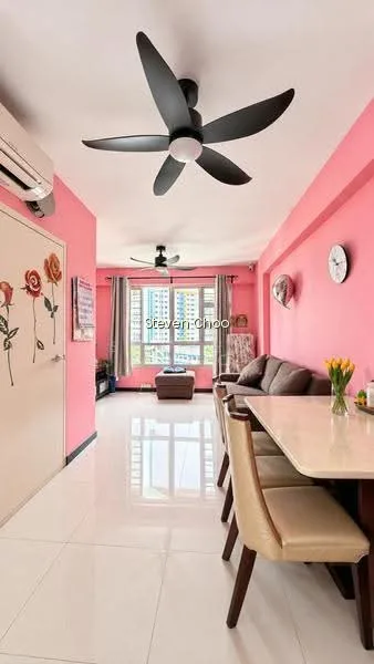 Sembawang Crescent image 1 of 9
