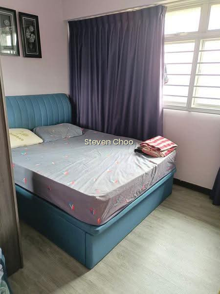 20 TEBAN GARDENS ROAD image 1 of 3
