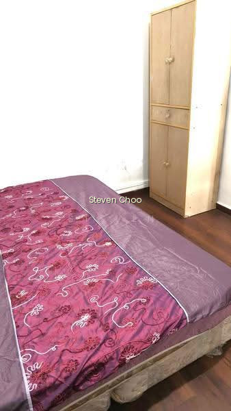 138 MARSILING ROAD image 1 of 8