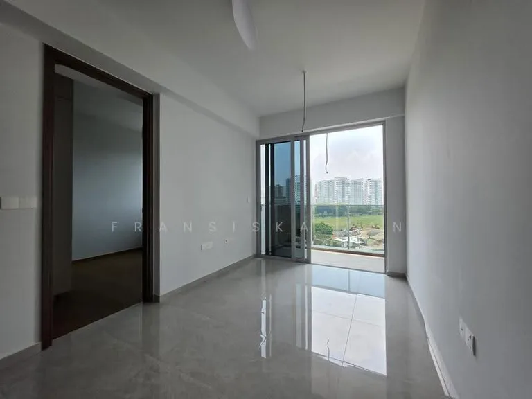 Grand Dunman image 1 of 10