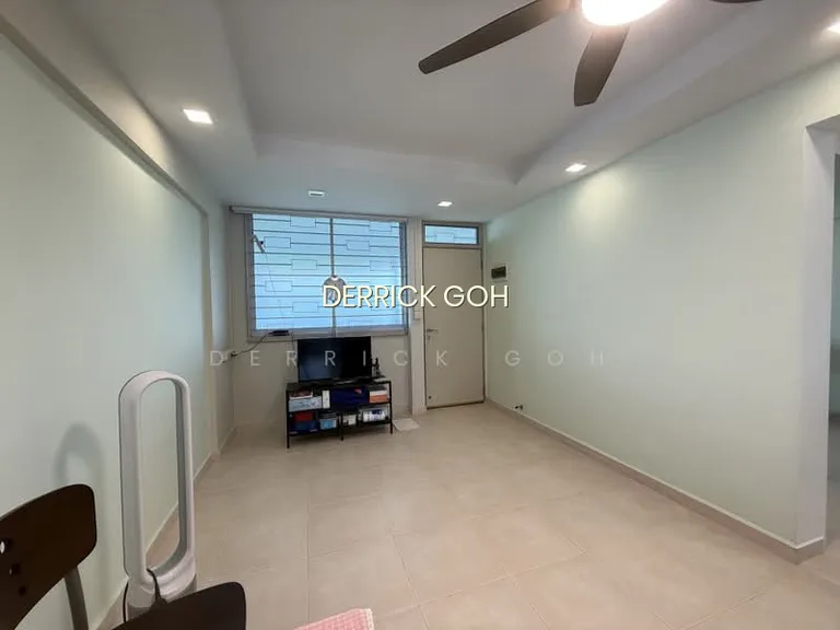 503 Bukit Batok Street 52 image 1 of 10