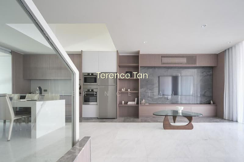SUPER RARE ! GORGEOUS LANDED ! 1 KM TO PEI HWA PRI ! MINS' WALK TO MRT! image 1 of 10