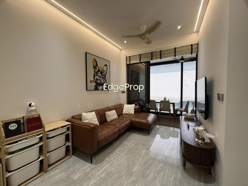 LEEDON GREEN image 1 of 10