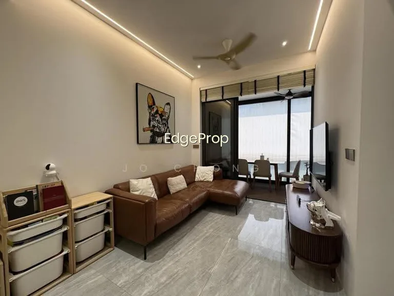 Leedon Green image 1 of 10