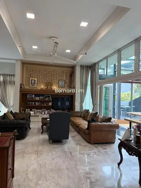 Sembawang Straits Estate image 1 of 9