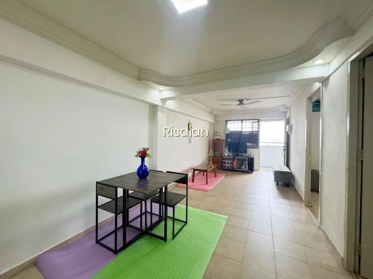 32 Chai Chee Avenue image 1 of 10