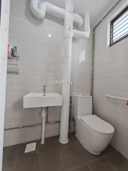 815 Jurong West Street 81 image 1 of 10