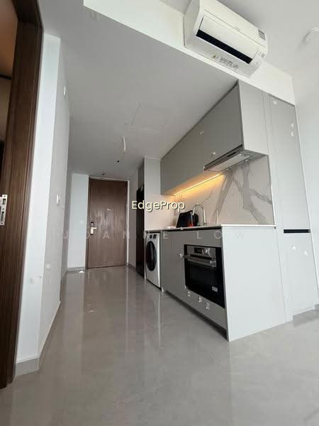 GRAND DUNMAN image 1 of 8