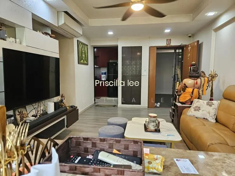 470A Upper Serangoon Crescent image 1 of 9