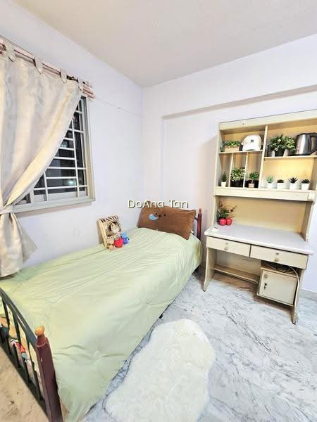 414 ANG MO KIO AVENUE 10 image 1 of 10